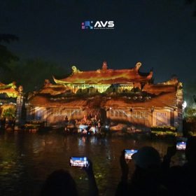 Chương trình nghệ thuật đặc sắc kết hợp ánh sáng và công nghệ trình chiếu hiện đại